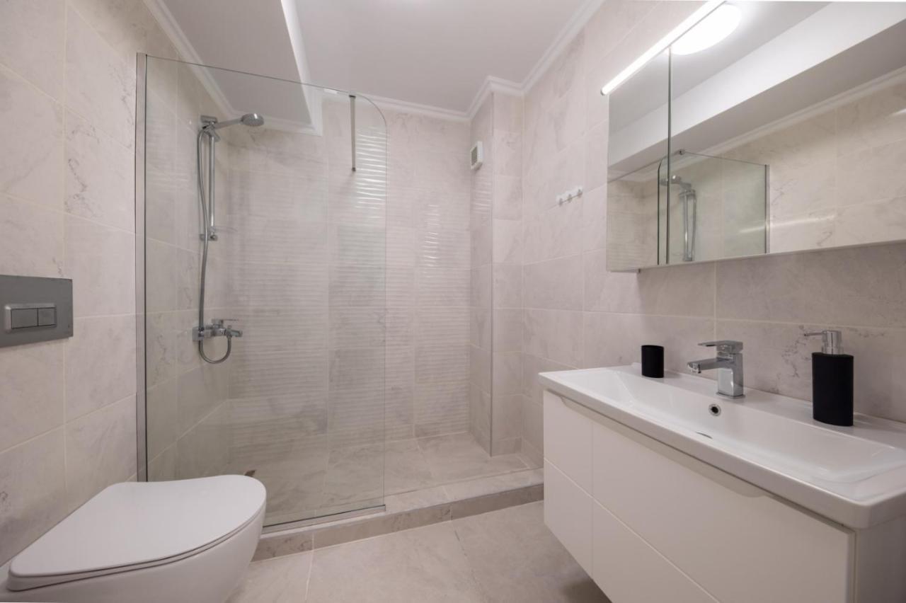 Aurora Apartments Mamaia Bagian luar foto