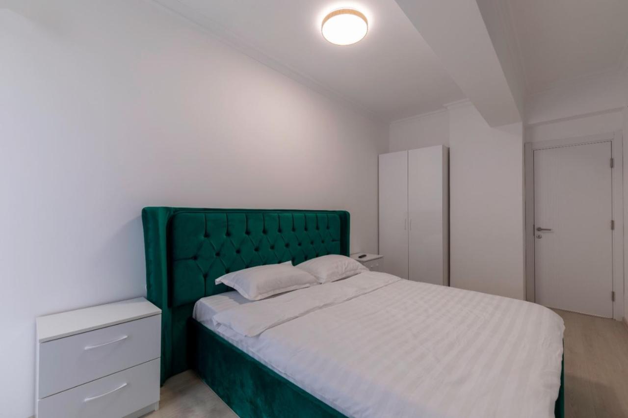 Aurora Apartments Mamaia Bagian luar foto