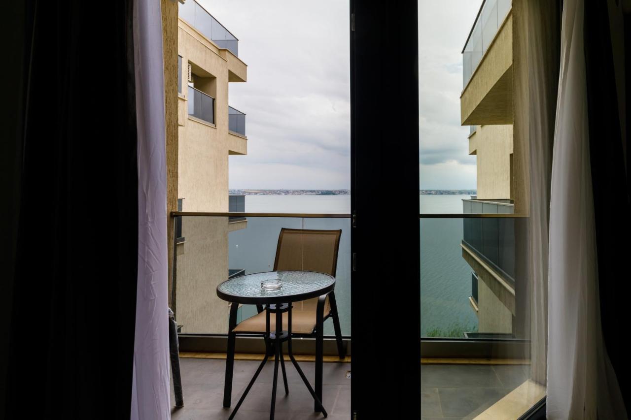 Aurora Apartments Mamaia Bagian luar foto